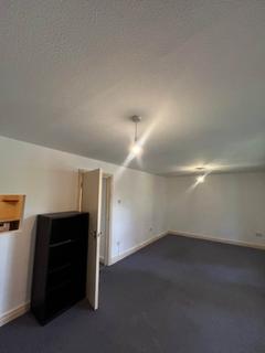 2 bedroom flat to rent, High Lane, Chorlton