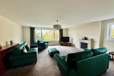 5 bedroom detached bungalow for sale, Weydale, Thurso, Highland. KW14 8YJ