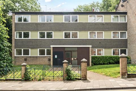54a Augustus Road, London, SW19 6LZ