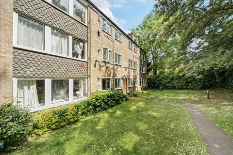 54a Augustus Road, London, SW19 6LZ
