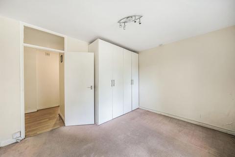 54a Augustus Road, London, SW19 6LZ