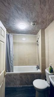 4 bedroom house to rent, Tollgate Road, London E6