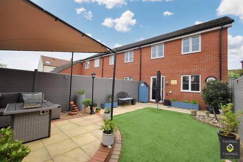21 Acorn Way, Hardwicke, Gloucester, GL2 4AY