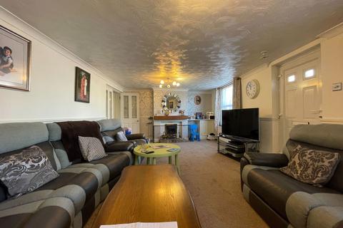 4 bedroom detached house for sale, High Street, Warboys