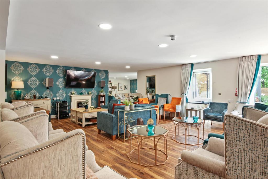 Communal Lounge.jpg