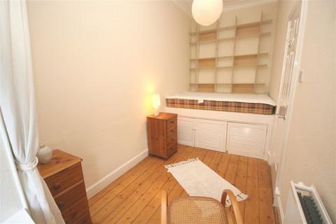 1 bedroom flat to rent, Waverley Park, Abbeyhill, Edinburgh