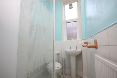 1 bedroom flat to rent, Waverley Park, Abbeyhill, Edinburgh