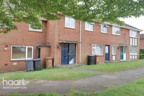 3 bedroom terraced house to rent, Colne Way, Northampton