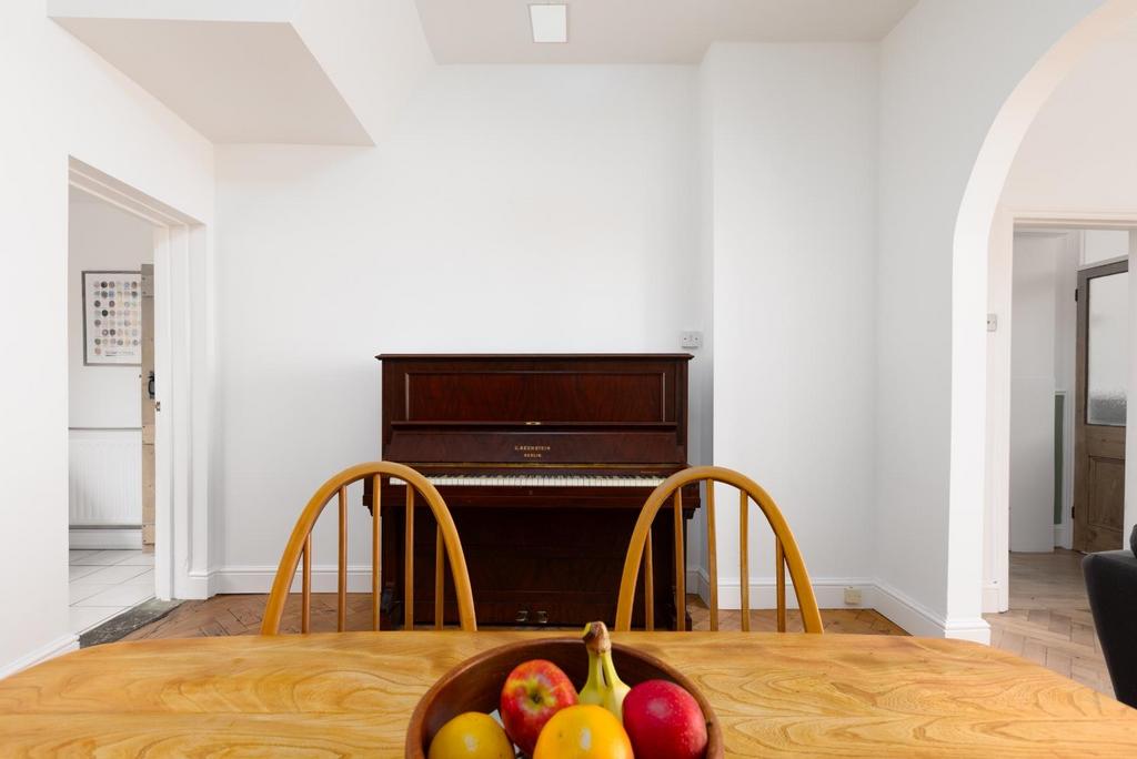 43 Barratt Street, BS5-9.jpg
