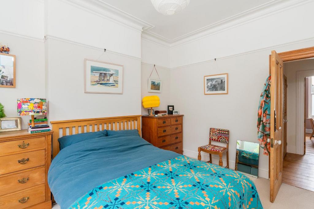 G8 F9 FERSD - Bedroom D.jpg