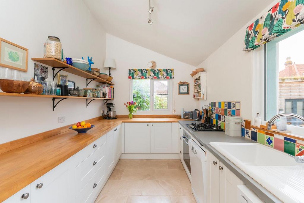 G8 F9 FERSD - Kitchen B.jpg