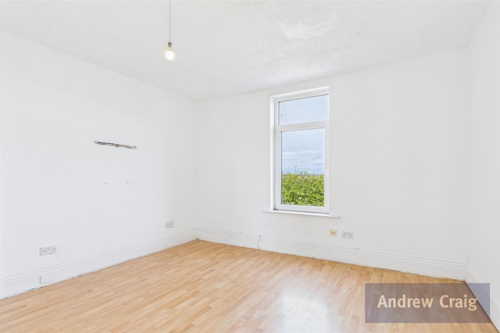 Rear Bedroom