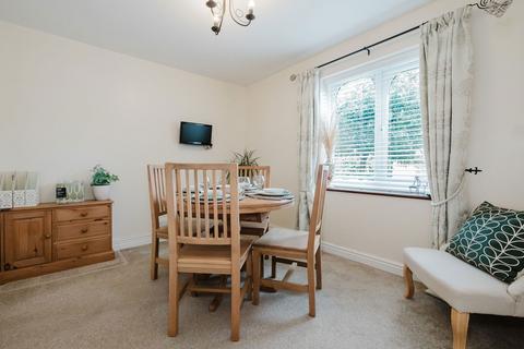 undefined, Cyril Bell Close, Lymm WA13