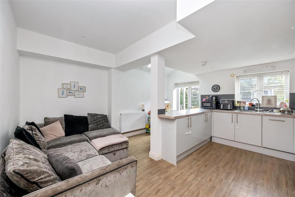 Kitchen/Living Room