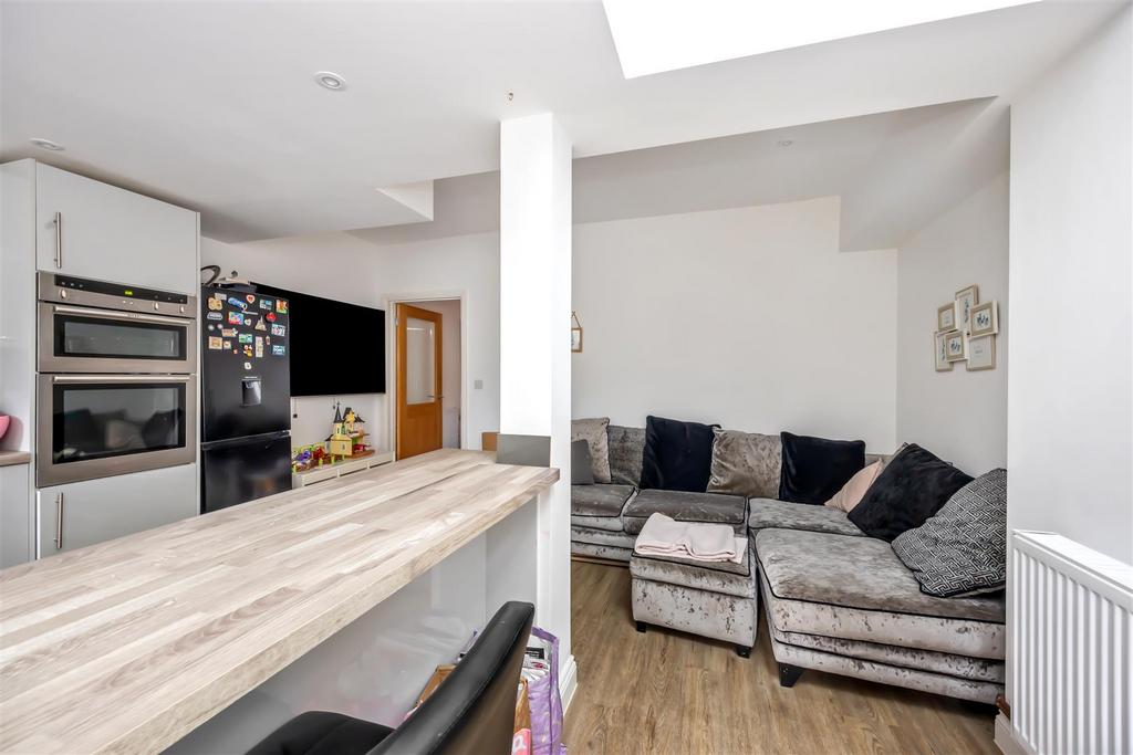 Kitchen/Living Room