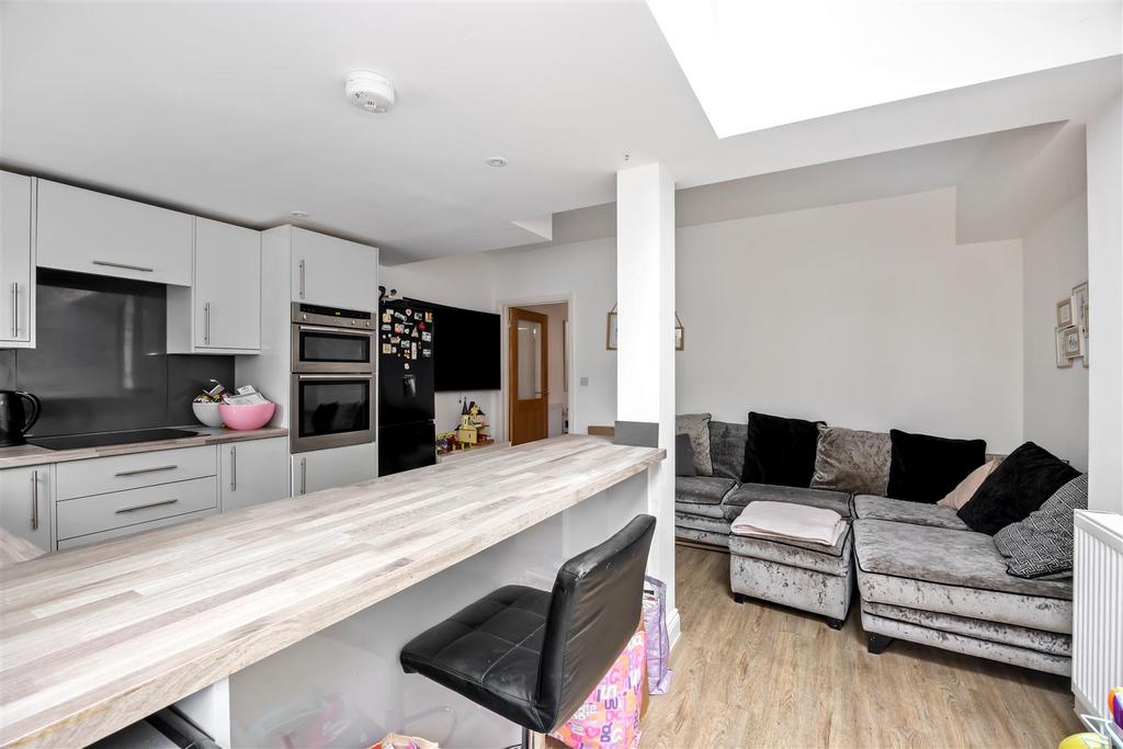 Kitchen/Living Room