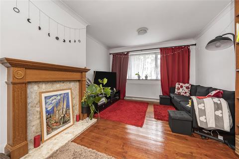 2 bedroom maisonette for sale, Wolsey Close, Hounslow