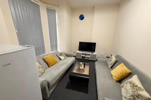 5 bedroom semi-detached house for sale, Manley Road, Manchester