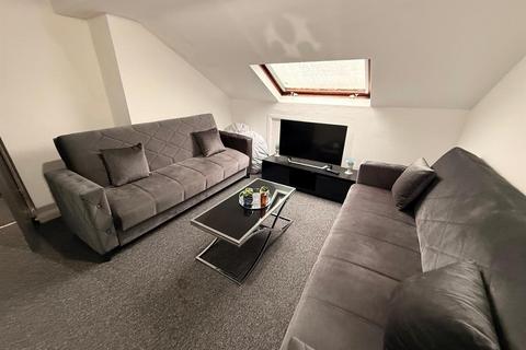 5 bedroom semi-detached house for sale, Manley Road, Manchester