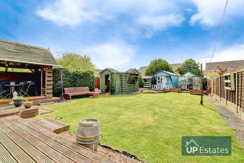 3 bedroom detached house for sale, Weston Lane, Bulkington, Bedworth