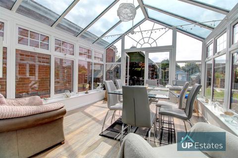 3 bedroom detached house for sale, Weston Lane, Bulkington, Bedworth