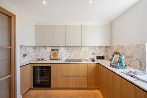 3 bedroom flat for sale, Portland Place, Marylebone, London  W1B