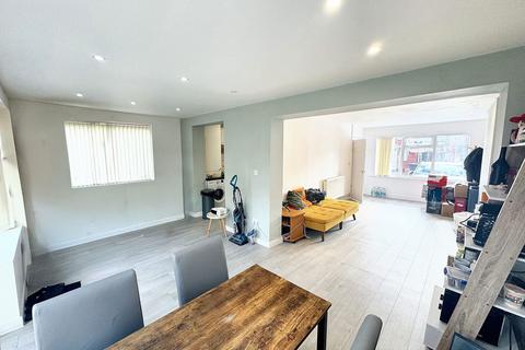 10 Cotswold Close, Prestwich, Manchester, M25 1PJ