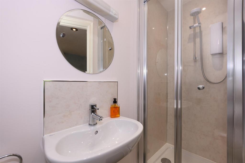 En suite shower room