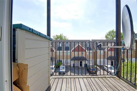 2 bedroom flat for sale, Enstone Road, Enfield, EN3