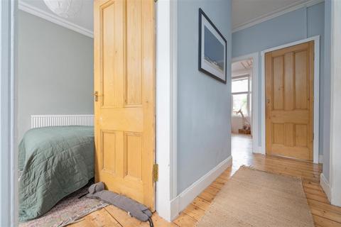98 Appin Crescent, Dunfermline, KY12 7QS