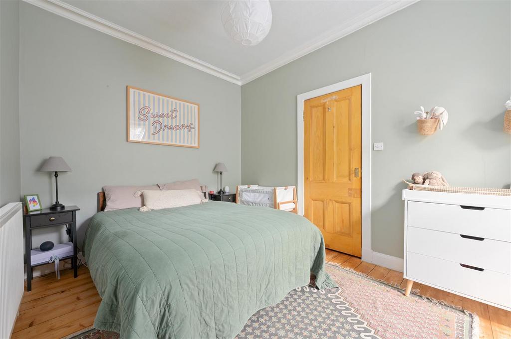 98 Apppin Crescent 007.JPG