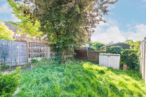 15 Godley Road, London, SW18 3HB