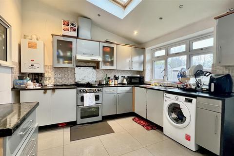 undefined, Station Road, Hounslow TW3