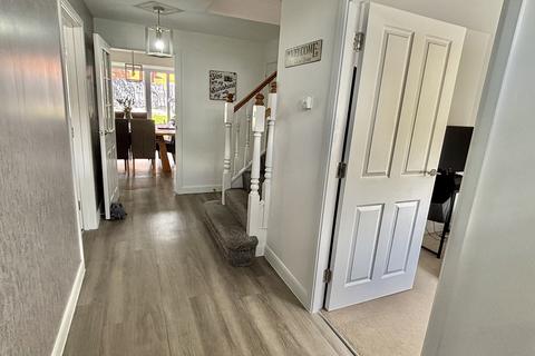 4 bedroom detached house for sale, Whetstone, Leicester LE8
