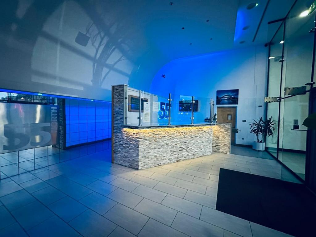 2 Bed   Apartment