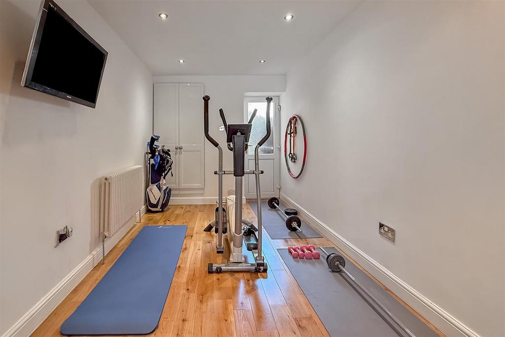 33a Mount Drive-10.jpg
