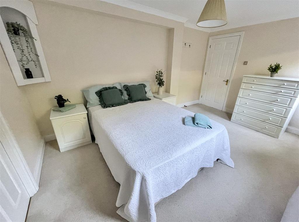 Bedroom.jpg