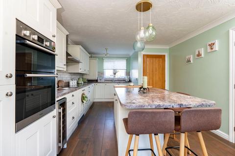 17 Churchgate, Sutterton, Boston, PE20 2NS