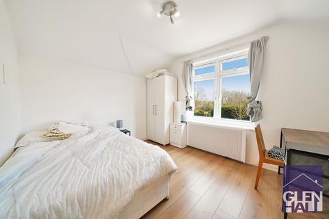93 Waterfall Road, London, N11 1BT