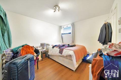 93 Waterfall Road, London, N11 1BT