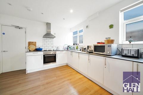 93 Waterfall Road, London, N11 1BT