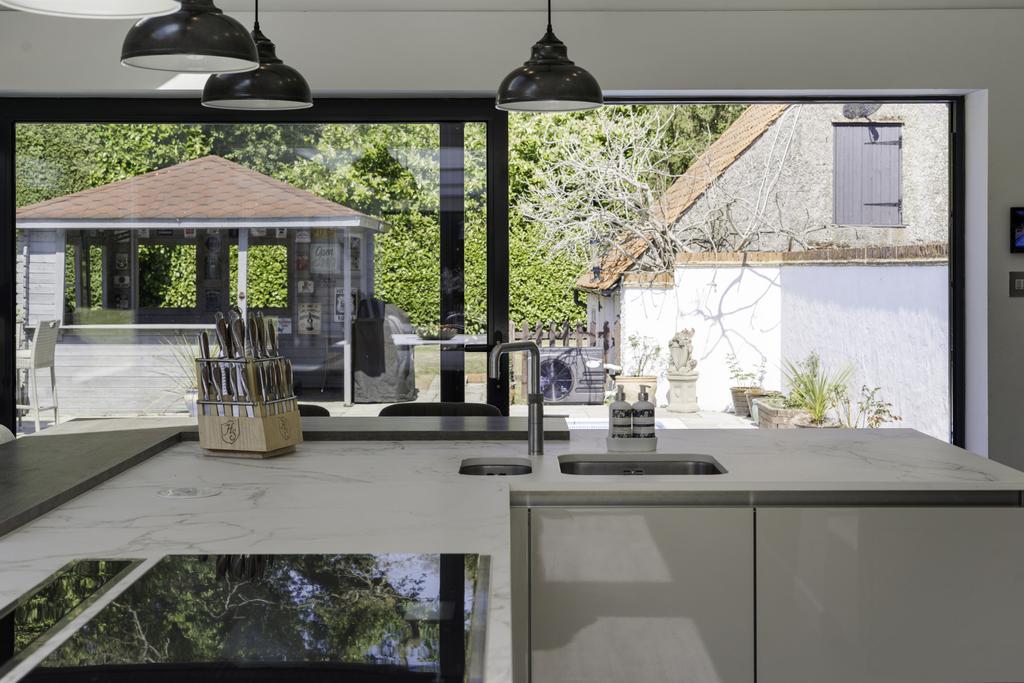 House. Partnership