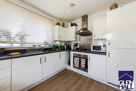 1 bedroom apartment for sale, 53 Well Grove, London N20