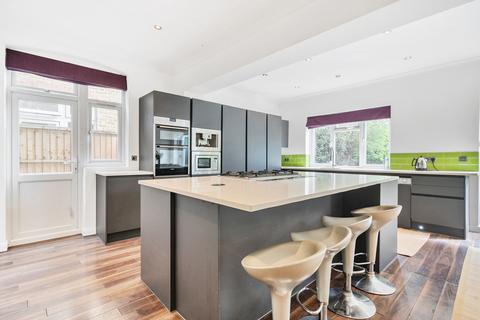 209 Court Road, London, SE9 4TG