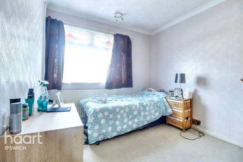 1 Janebrook Road, Ipswich, IP2 9HY