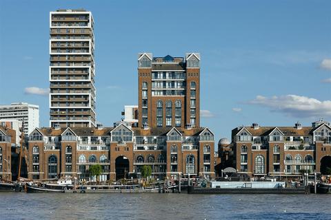 2 bedroom detached house for sale, Clove Hitch Quay, Battersea, SW11