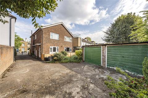 2 bedroom maisonette for sale, Church Street, Hampton