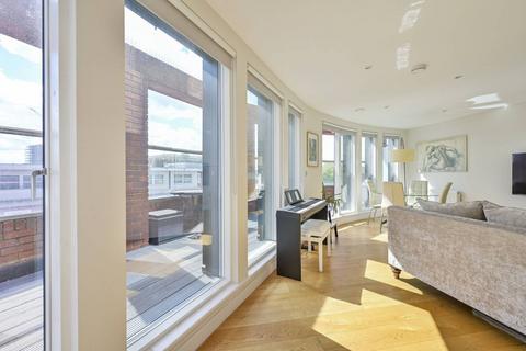 3 bedroom flat for sale, Coombe Road, Kingston, Kingston Upon Thames, KT2