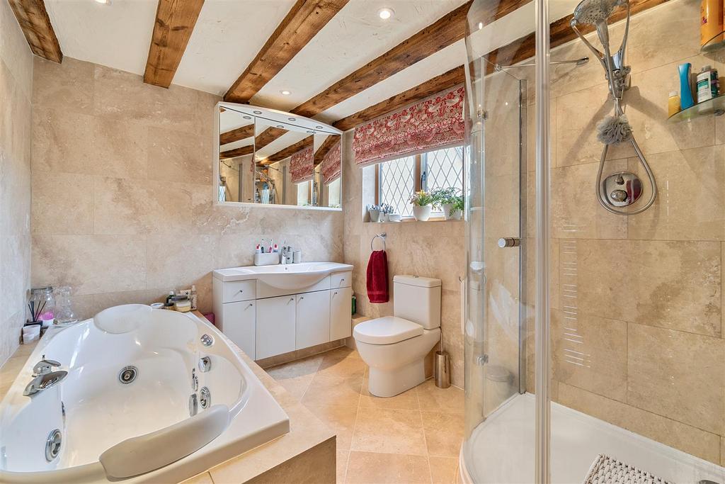 Ensuite
