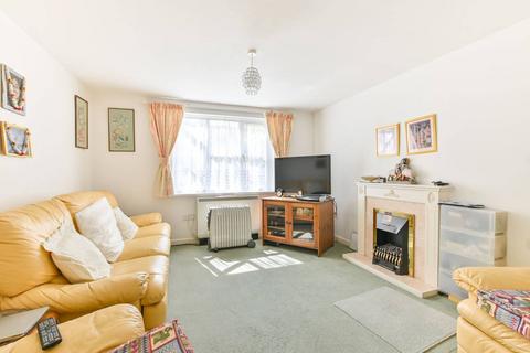 2 bedroom flat for sale, Crawford Avenue, Wembley, HA0